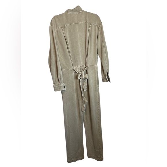 ZARA Tan Utility Jumpsuit Blogger Favorite medium minimalist “cover all” looking - Picture 9 of 11